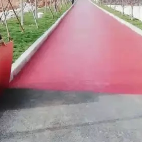 彭水​ 彩色路面喷涂翻新是一种低成本